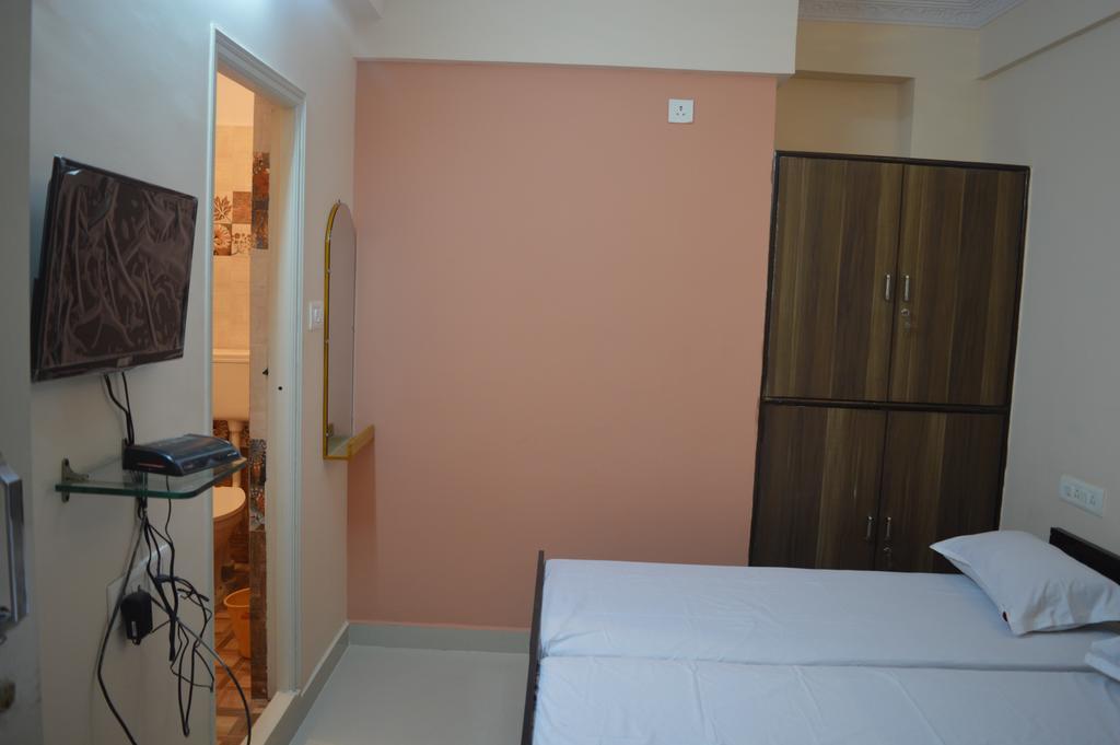 Sri Balaji Guest House Bangalore Ngoại thất bức ảnh