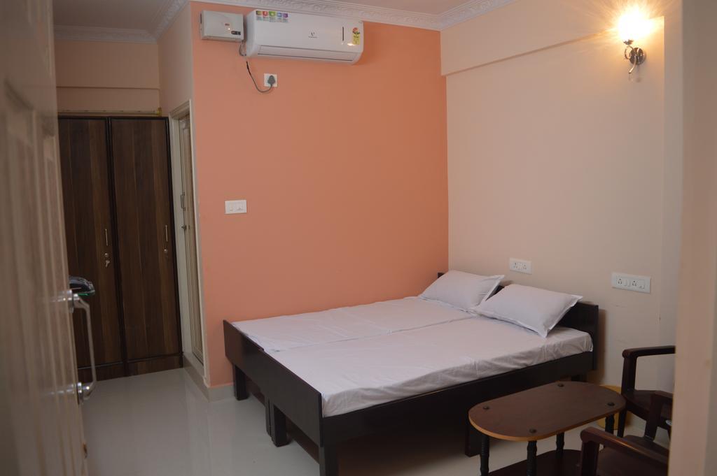 Sri Balaji Guest House Bangalore Ngoại thất bức ảnh